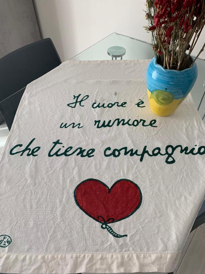 8 Di Cuori Bed & Breakfast Rimini Bagian luar foto
